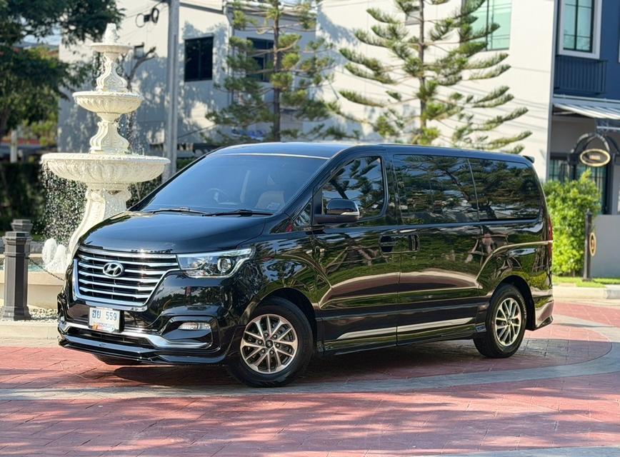 (แจ้งรหัสรถ BK559) 📍 HYUNDAI✳️ H-1 ELITE (11 ที่นั่ง) 2019