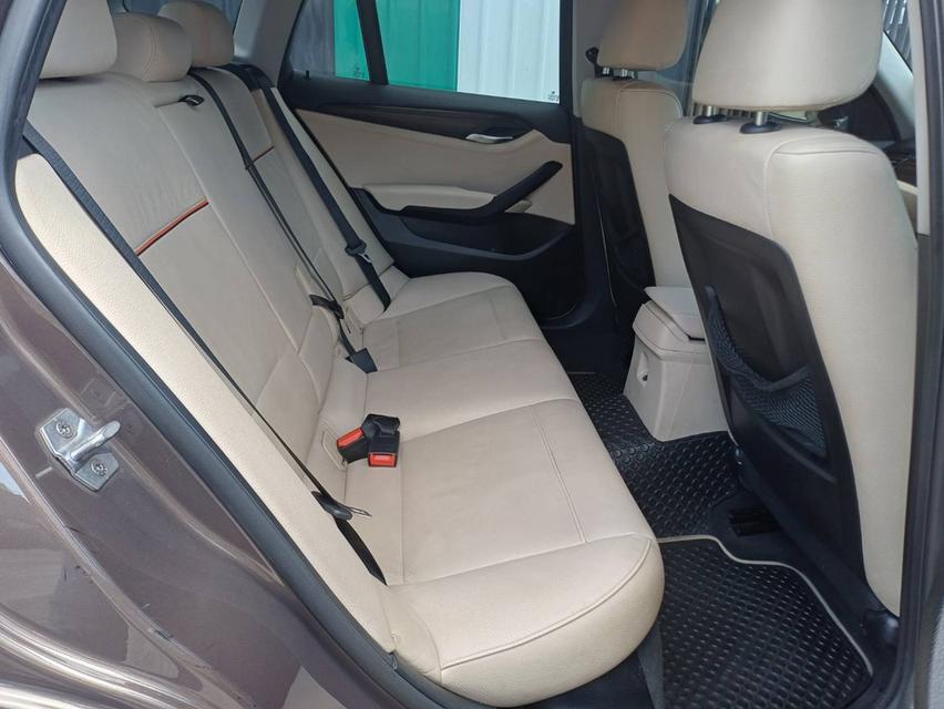 ปี2014 BMW X1 MINORCHANGE TOP เบนซินล้วน พวงมาลัยเบาแล้ว 11