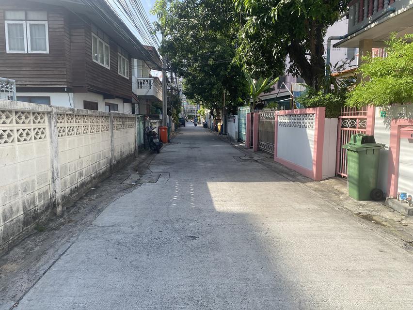 ขายที่ดินพร้อมบ้าน 123 ตรว. 15