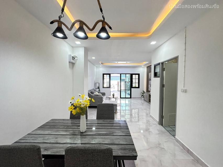 พูนสินธานี 1 เคหะร่มเกล้า 8