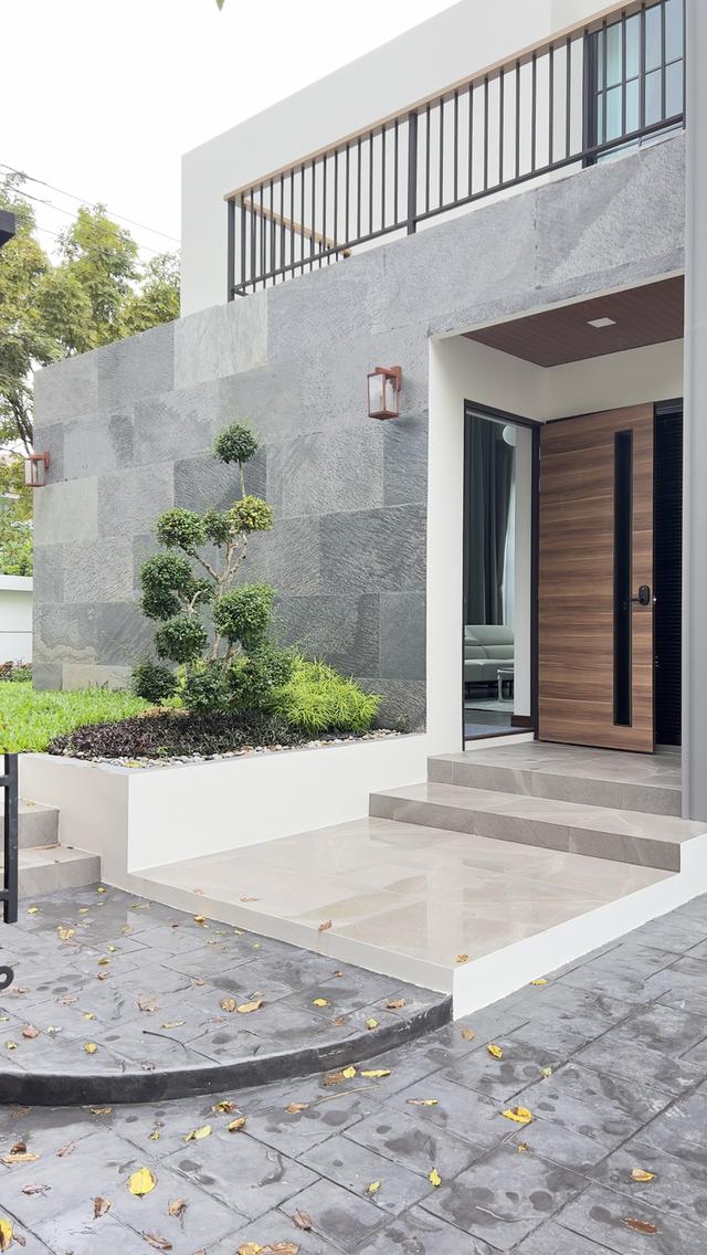 💎 Modern Pool Villa สองชั้นสุดหรู #หางดง ใกล้สนามบินเพียง 6 นาที! ✈️ ราคา 12.9 ล้านบาท 9