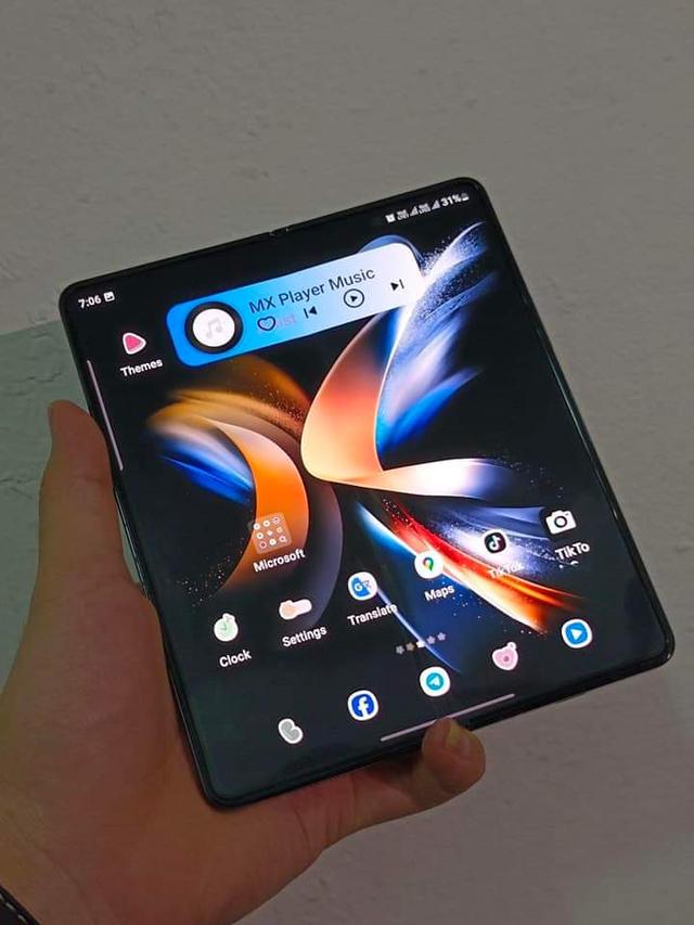 Samsung Galaxy Z Fold 4 ใช้งานได้ปกติครับ 6