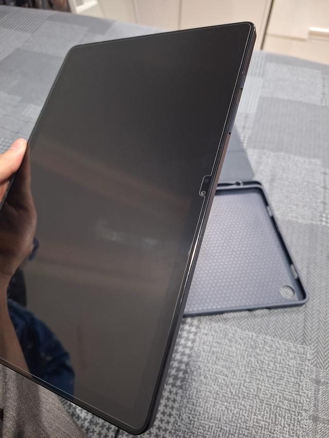 Galaxy Tab A9 Plus พร้อมอุปกรณ์ครบ 5