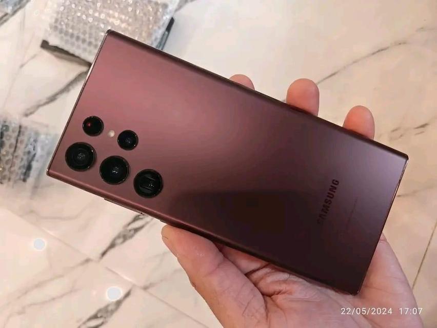 ขาย Samsung S22 Ultra 256gb สี burgundy