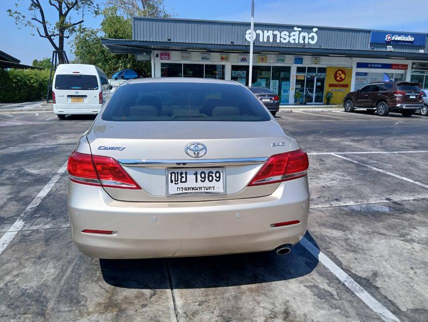 Toyota Camry 2.4 g 3