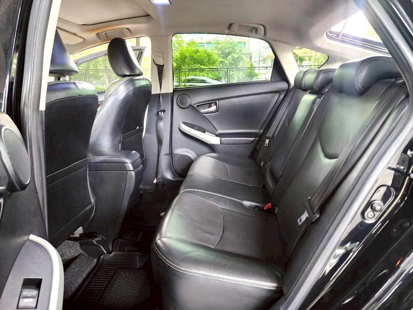 ขายรถ Toyota Prius 1.8 Hybrid ปี 2012 สีดำ เกียร์ออโต้ 12