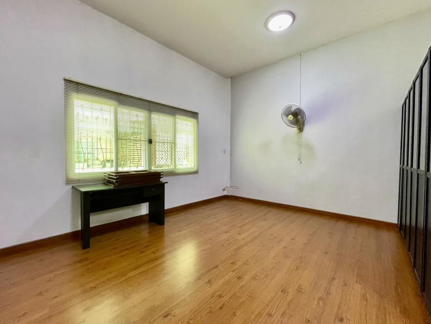 ให้เช่า ทาวน์เฮ้าส์ 3 ชั้น 196 ตรม. หมู่บ้านปริญญลักษณ์ นวมินทร์ 52-1 Fully Finished 6