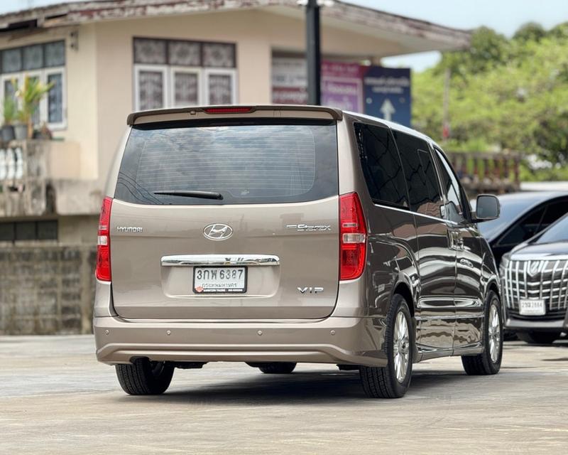 ขาย Hyundai Crandstarex 2.5Vip ปี13 6