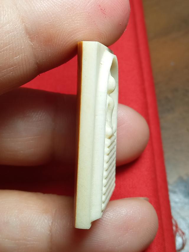 ง. แกะหลวงพ่อมุ่ยวัดดอนไร่ รูปที่ 3