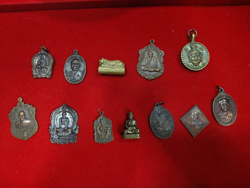 พระเครื่องสนใจทักมาใด้