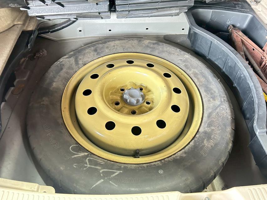 ขายรถ Toyota Harrier 3.0 FOUR ปี 2004 สีน้ำตาล เกียร์ออโต้ 17