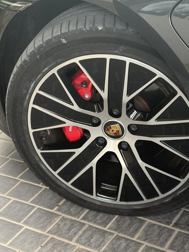 Porsche  10