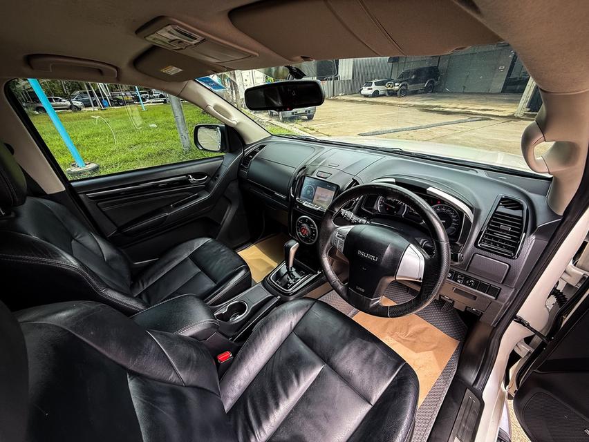 ISUZU MU-X 3.0 Top Navi 2WD AT ปี16-17เกียร์ออโต้ 11