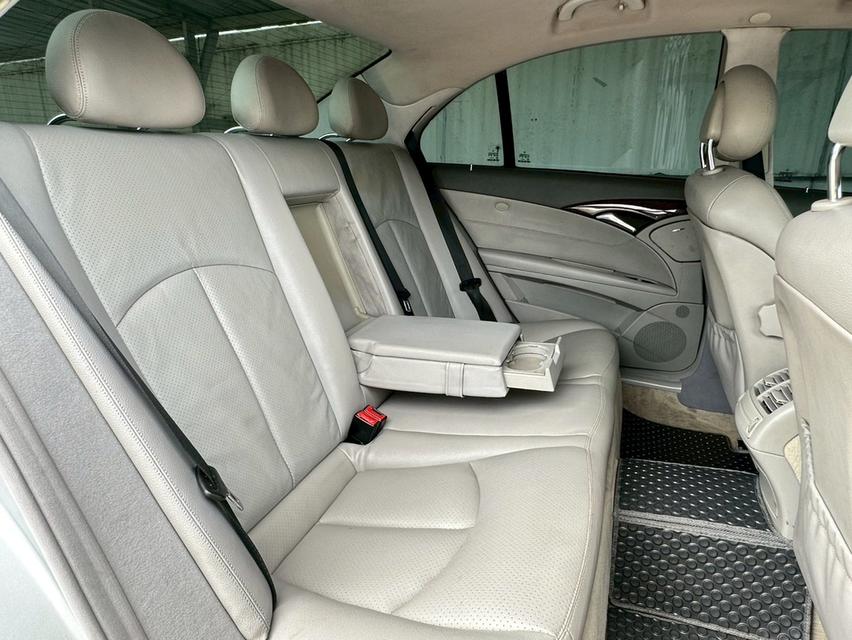 Mercedes-Benz E220 2.2L CDI Classic (W211) รถสภาพสวยพร้อมใช้งาน 17