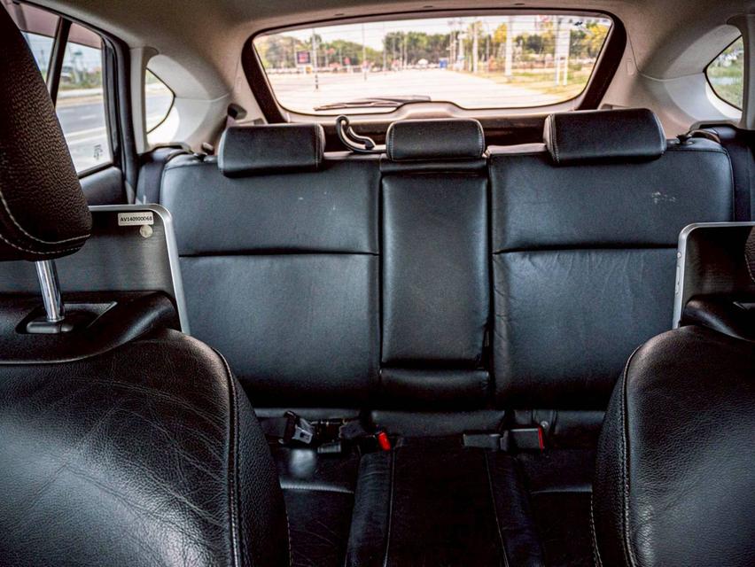 Subaru Xv 2.0i AWD สีดำ ปี 2015 มือเดียวป้ายแดง 12