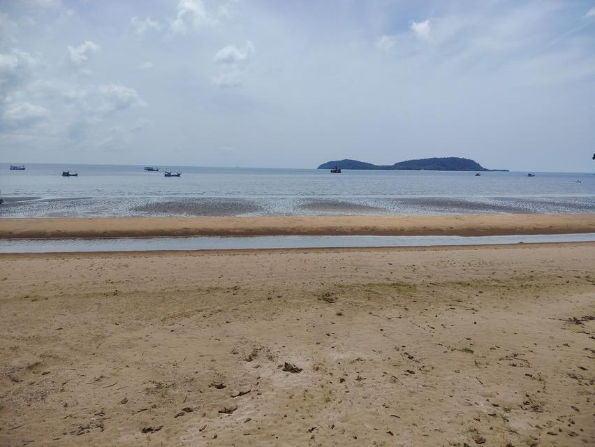 ที่ดินใกล้ชายทะเล ชุมพร