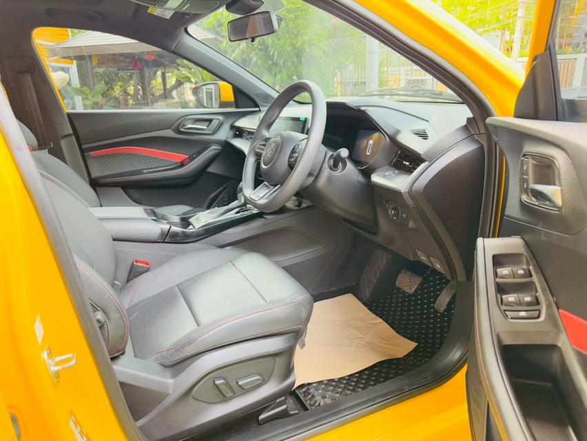 MG 5 รุ่น D+PLUS SUNROOF เครื่อง 1.5cc AUTO ปี 2025 9