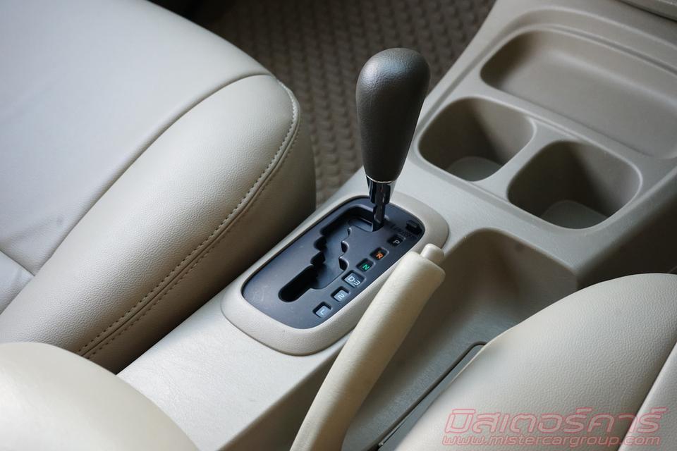 2012 TOYOTA INNOVA 2.0 G OPTION 14