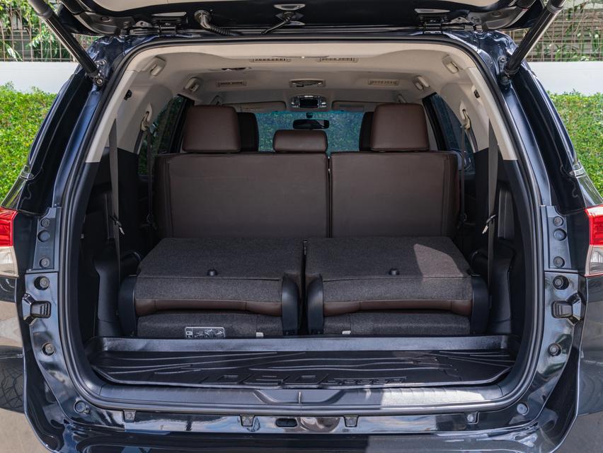 TOYOTA FORTUNER 2.4 V SUV ปี 2017 รูปที่ 6