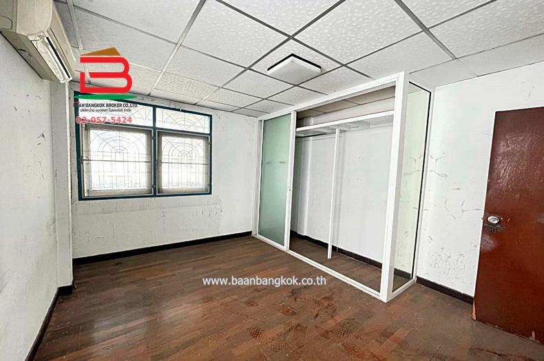 บ้านเดี่ยว โชคชัย 4 ซอย 41 เนื้อที่ 72 ตร.ว ใกล้ BTS โชคชัย 4 แขวงลาดพร้าว เขตบางกะปิ กรุงเทพมหานคร 10
