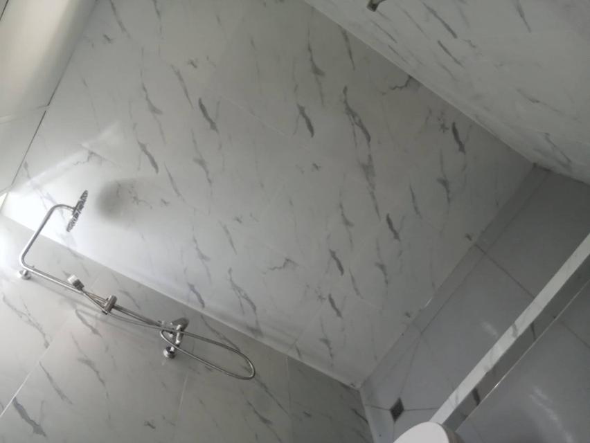 ขาย/ให้เช่าคอนโด ลุมพินี พาร์ควิว กรุงเทพ 40 ตรม. ติดMRTสวนลุม ตรงข้าม ONE BANGKOK ราคา 6.7ลบ. ค่าเช่า 18,000บ. ต่อเดือน โทร.line.0818124707 7