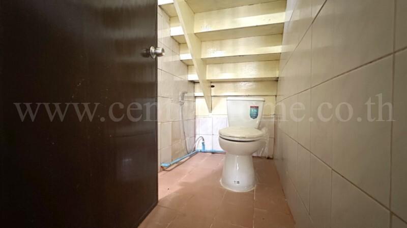 ทาวน์เฮ้าส์ 3 ชั้น ซอย กรุงเทพ - นนทบุรี 23 (จันทร์เกษม) ราคาถูกมาก 5