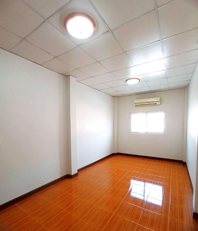 ขายทาวน์โฮม 2 ชั้น หมู่บ้านปัทมาภรณ์ ขนาด 33 ตร.ว. วังม่วง สระบุรี 9