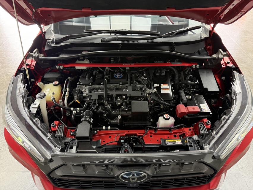 2021 TOYOTA COROLLA CROSS, 1.8 HYBRID GR SPORT โฉม ปี20-ปัจจุบัน สีแดง มือเดียวป้ายแดง รูปที่ 16