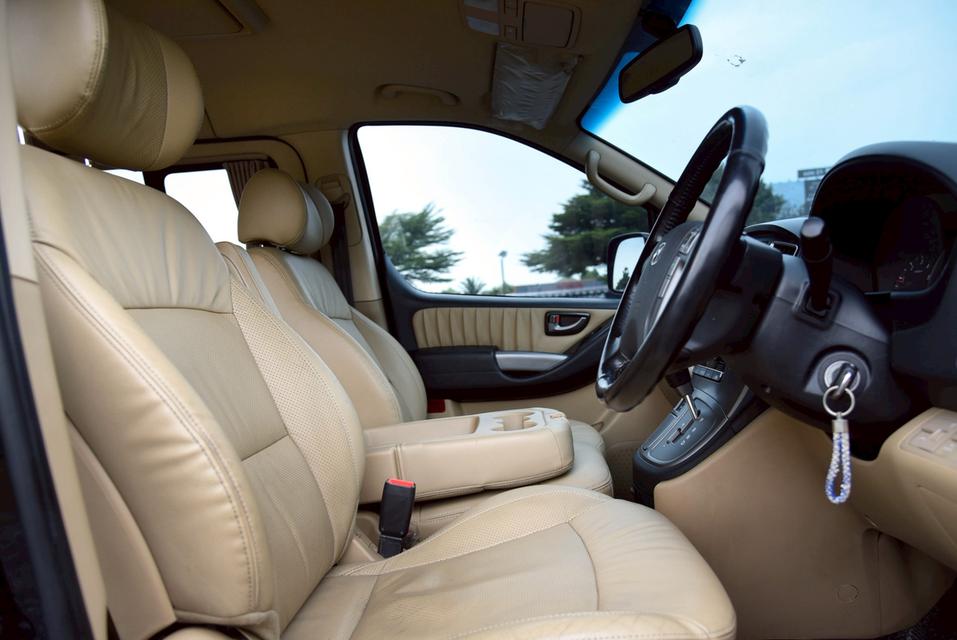 รหัสรถ CBL8359 Hyundai H-1 2.5 Deluxe AT 2018 10
