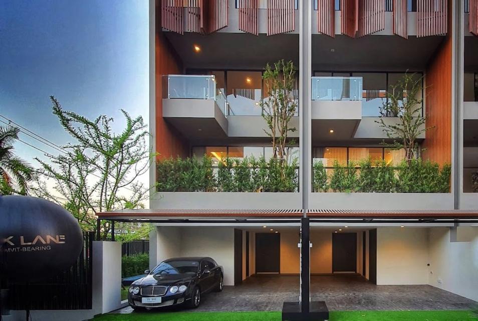 ขาย / เช่า ทาวน์โฮม 4 ชั้น โครงการ  เดอะ พาร์ค เลน สุขุมวิท 105 7