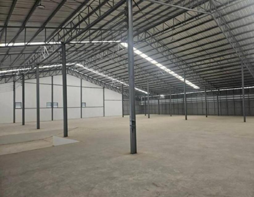 ให้เช่าโรงงาน / โกดัง พร้อมสำนักงาน พื้นที่สีม่วง พุทธมณฑล สาย 4 อ้อมน้อย กระทุ่มแบน พื้นที่ 1680 ตารางเมตร 3