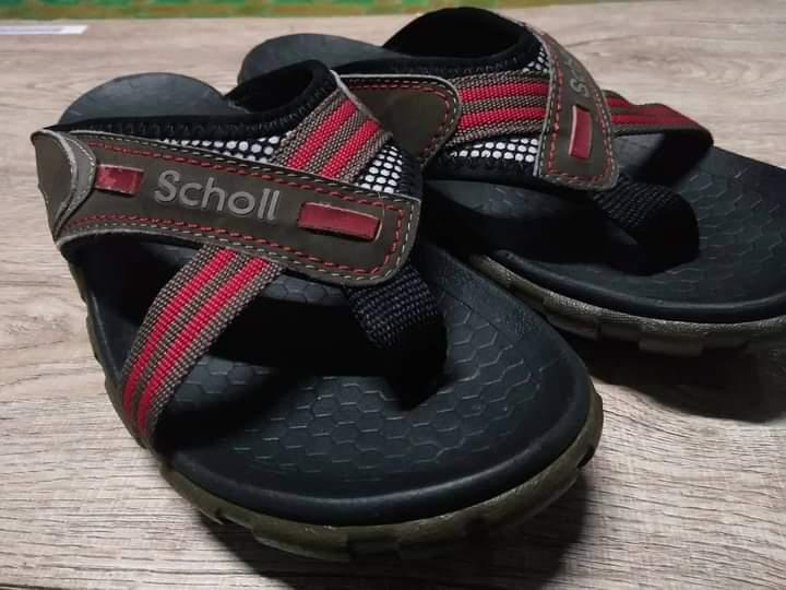 Scholl มือสอง 3