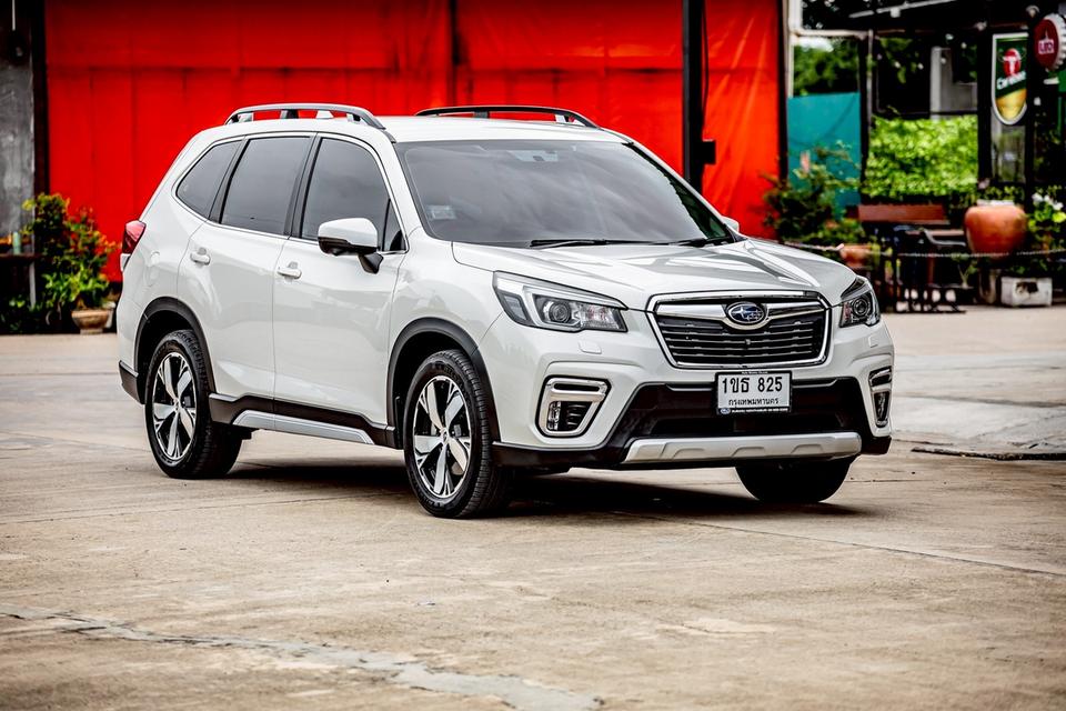 รหัสรถ GT825 SUBARU #FORESTER 2.0 i-S Eyesight  AWD ปี 2020  สีขาว