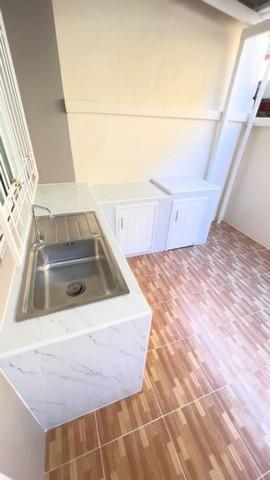 ให้เช่าทาวน์โฮม 4 ชั้น 24 ตร.ว. ย่านนวมินทร์ โพธิ์แก้ว ใกล้เดอะมอลล์บางกะปิ (รีโนเวทใหม่) 4