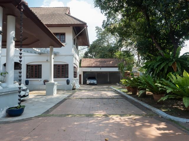 รหัสC7031 ขายบ้านเดี่ยว 2 ชั้น หมู่บ้านนวธานี เสรีไทยซอย59 หันหน้าทิศใต้ ใกล้มอเตอร์เวย์ 7