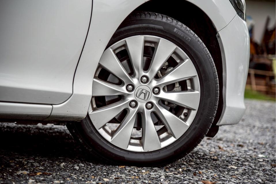 Honda Accord 2.0 E AT 2017 รถสวย พร้อมขับ 15