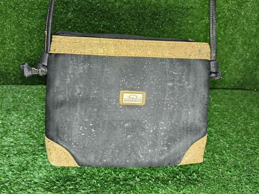 Montado Cork Crossbody Bag
