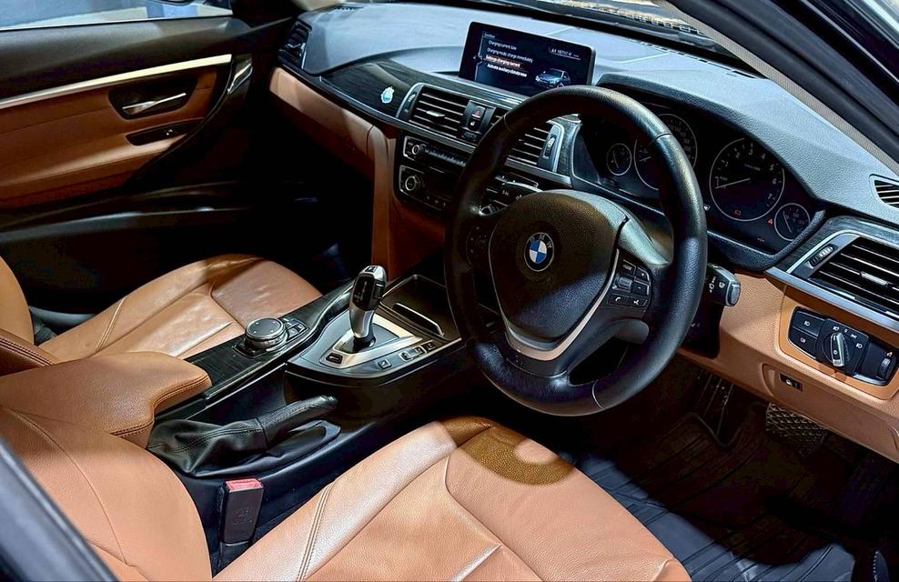 BMW 330e Luxury LCI(F30)ปี 2016488,000 รูปย่อยที่ 4