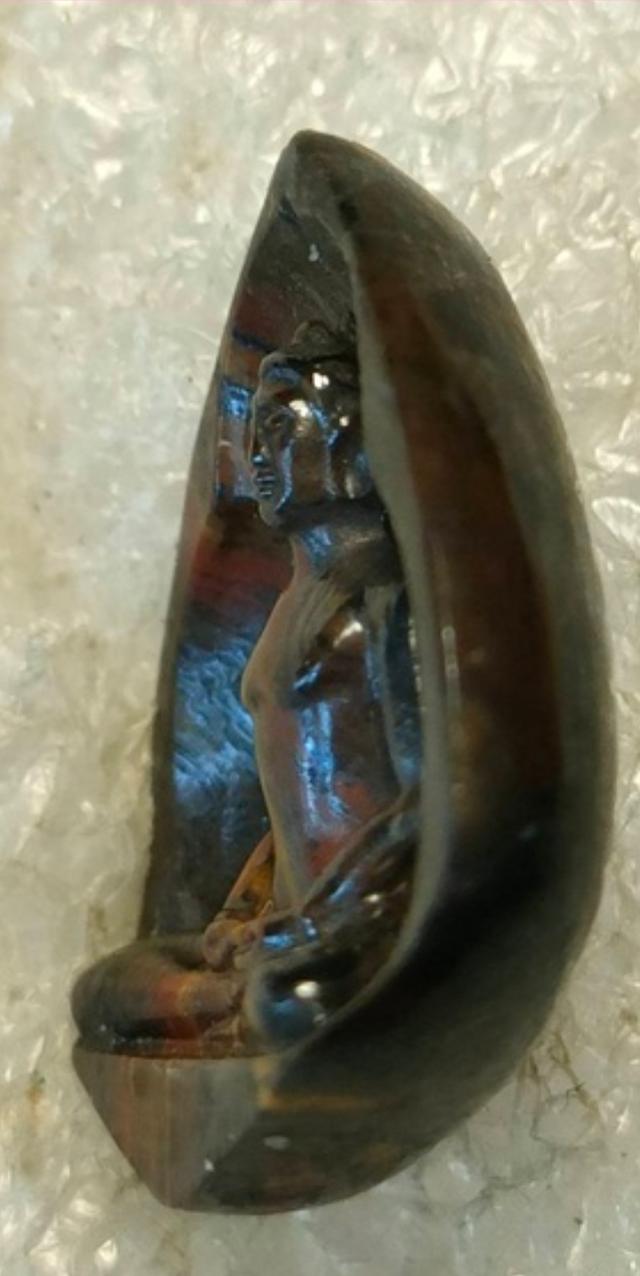 วัดใจ 120 พระมหาสิริราชธาตุ รุ่นดูดทรัพย์ รับโชค วัดพระธรรมกาย เนื้อหินแกะ ปี 2541 จ.ปทุมธานี สวยครับ รับประกันแท้ตามกฏ 3