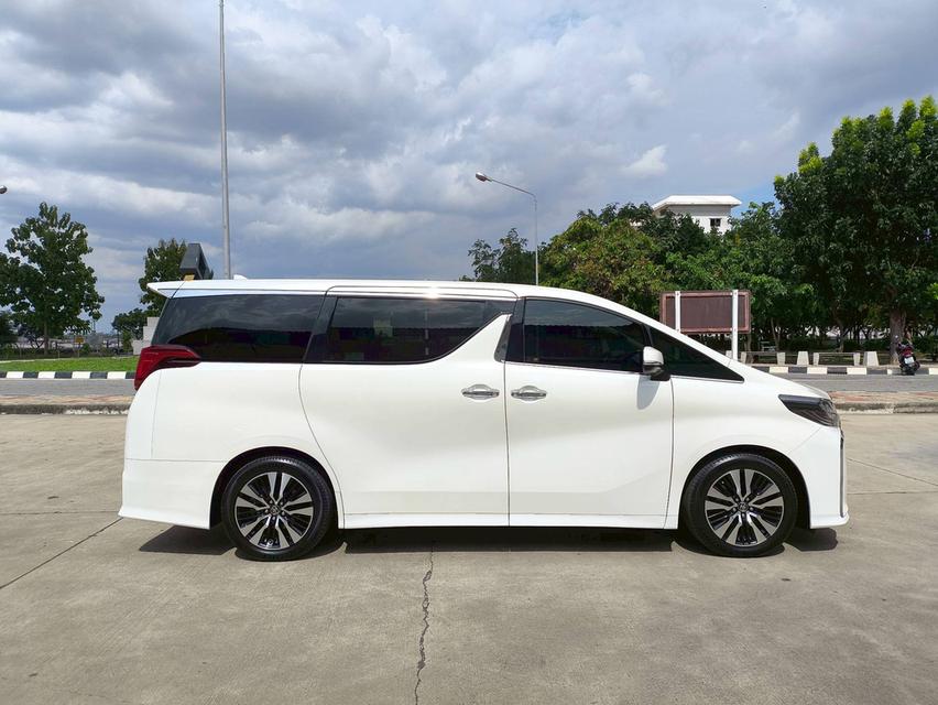 TOYOTA Alphard 2.5 S C-Package Van สีขาว ปี 2020 4