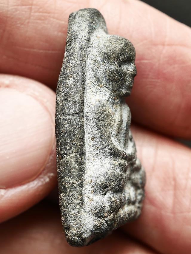 หลวงปู่ทวดเนื้อว่าน รุ่นแรก วัดช้างให้ พิมพ์ใหญ่ ....เก่า เดิมๆ สวยแชมป์ 9