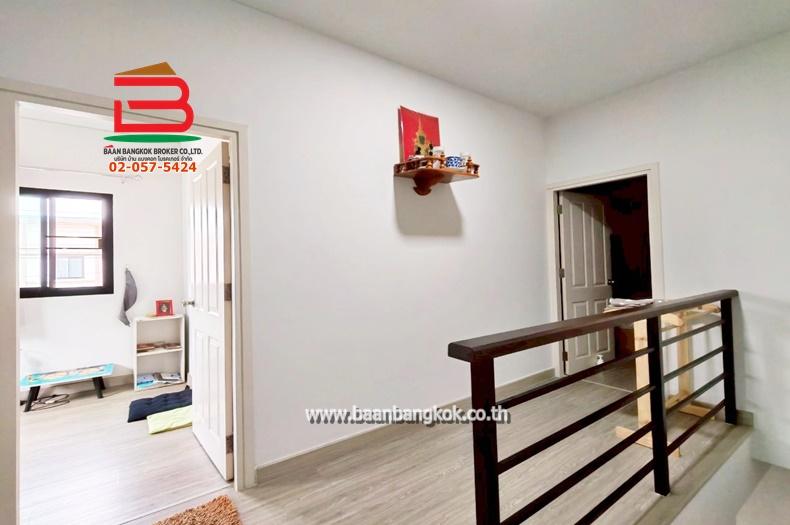 ทาวน์เฮาส์ หมู่บ้าน ภัทรไพรเวท 2 เฟส 3 เนื้อที่ 24.7 ตรว. ถนนปทุมธานี-สามโคก-เสนา อ.สามโคก จ.ปทุมธานี 7