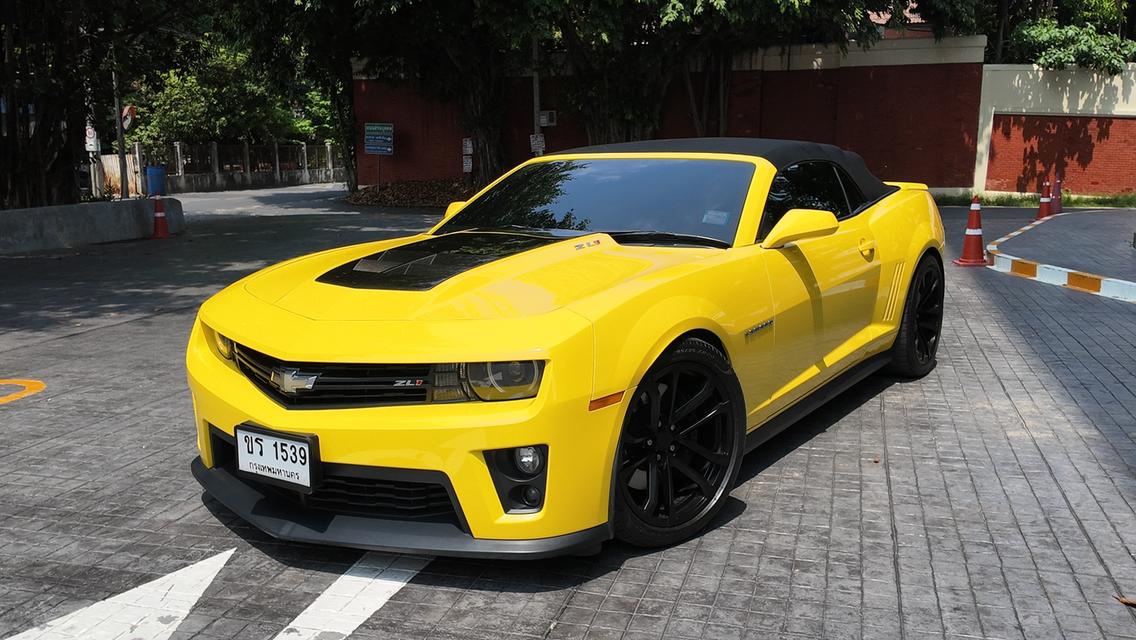 Chevrolet Camaro 6.2 Convertible ZL1 2019 สีเหลือง ราคาดี พวงมาลัยขวา หายากช้าอด