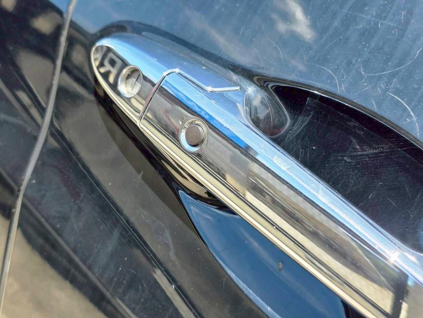 Honda HRV 1.8E Limited ปี16 18