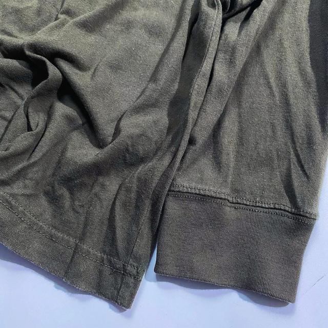 ขายเสื้อยืดมือสองแขนยาว รูปย่อยที่ 2