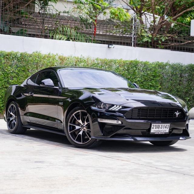 FORD MUSTANG 2.3 EcoBoost Coupe (CBU) ปีจด 2021 - ม้าป่าแท้ CBU สปอร์ตแท้Mustang 2.3 EcoBoost 310 ม้า เล่มพร้อมโอน ดูแลถึง