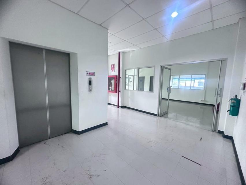 ขายโกดัง/โรงงานนิคมนำไกร ลาดกระบังสีม่วงพื้นที่ 6,700ตรม. พร้อมใบรง. จ.กรุงเทพฯ 12