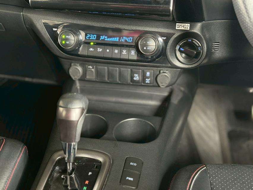 TOYOTA HILUX REVO 2.8 GR SPORT 4WD 2023  15