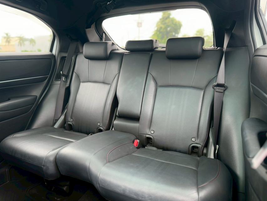 HONDA HRV Wagon 4dr e:HEV RS E-CVT FWD 1.5i (Hybrid) Y22 สีขาว ออโต้  17