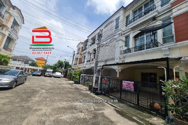 ทาวน์โฮม บ้านกลางเมือง โชคชัย 4 เนื้อที่ 22.6 ตร.ว (โชคชัย 4 ซอย 20) ใกล้สถานีตำรวจโชคชัย 4 แขวงลาดพร้าว เขตลาดพร้าว กรุงเทพมหานคร 11